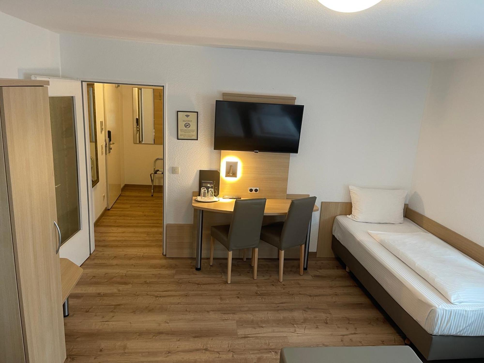 Hafner Hotel- Apartment -Self Check-In Stuttgart Exteriör bild