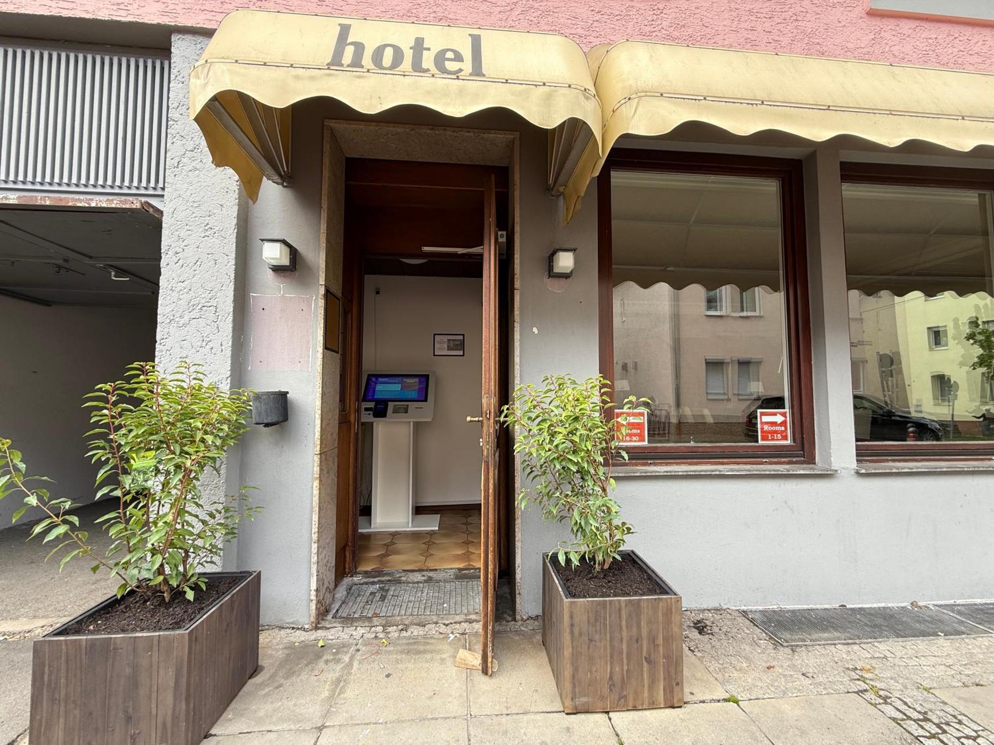 Hafner Hotel- Apartment -Self Check-In Stuttgart Exteriör bild